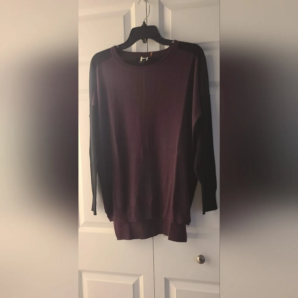 Womens Maroon & Black Size Medium Sweater - Picture 7 of 7